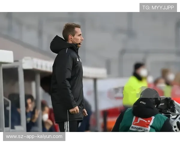 VAR判罚标准统一培训,德甲裁判冬歇期集中学习 VAR判罚标准统一培训,德甲裁判冬歇期集中学习