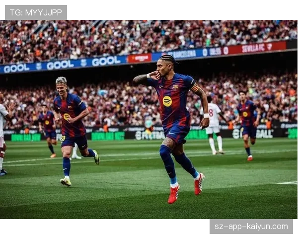 五大联赛场均积分榜出炉：拜仁巴萨国米位列前三，阿森纳跌至第七